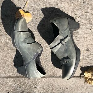 NAOT Shoes Gray Size 7